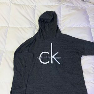Calvin Klein Jeans Long sleeve shirt with Hood and thumb holes
